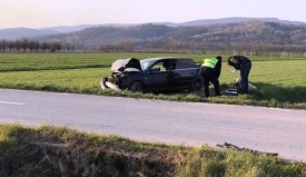 43-godišnji vozač uz alkohol od 1,71 promila sletio s automobilom s ceste a onda mu pronašli i marihuanu - smješten u policijsku postaju