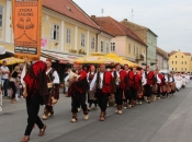 Etno revija i izbor ljepotice smotre