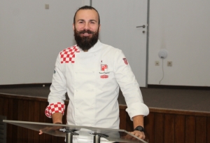 Predavanje na Fakultetu turizma "Slastičarstvo svjetske razine" u Požegu donio najbolji hrvatski slastičar Ivan Ergović