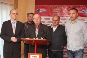 Vodi se politika kruha i igara