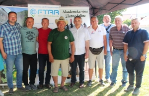 "Slanvin 2025." u Kaptolu - Spoj Akademske energije i Planinarske tradicije obogatio Festival slanine i vina