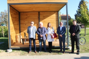 Predstavljeno biciklističko odmorište u Kaptolu