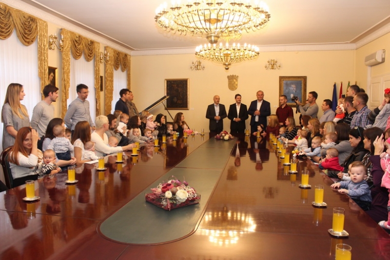 Prijem najmlađih stanovnika Požege rođenih u ožujku i travnju