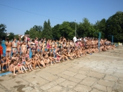 Plivanje uči 270 mališana