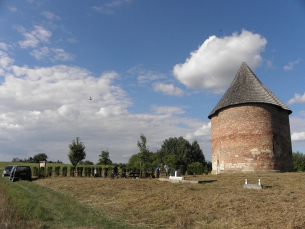 Nakon srednjovjekovne crkve u Tornju, slijedi Kalvarija i sv. Vid
