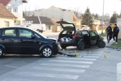 Prometna nesreća između Audia i Renaulta zbog oduzimanja prednosti i jedna osoba ozlijeđena