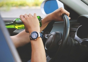 Vozač 30-godina vozio kroz Ulicu Hrvatskih branitelja u Požegi sa 1.88 promila alkohola, odbio testiranje na droge pa "dobio" noćenje u policijskoj postaji