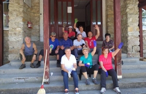 Radna akcija HPD-a "Sokolovac" Požega - Uređen Planinarski dom "Lapjak" unatoč velikoj vrućini