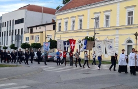 Središnje euharistijsko slavlje za Tijelovo i tijelovska procesija u Požegi