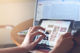 34-godišnjakinja iz Požege prodavala preko interneta dječja kolica - kad je tobožnjem kupcu dala podatke svog bankovnog računa za uplatu skinut joj je novac s računa
