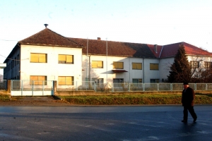 Uskoro i prava srednja škola u zgradi Sloge