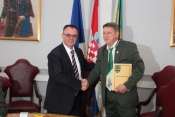 Župan Tomašević uručio ugovore za 24 Lovačka društva koja gospodare sa 100 tisuća ha lovišta