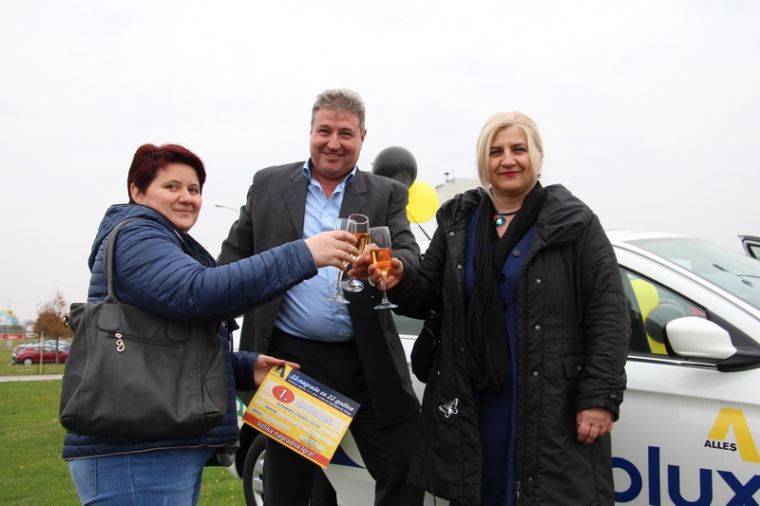 Thomas Heinz Pandžić ključeve automobila Citroen Elysee uručio Branki Kekelić iz Pleternice