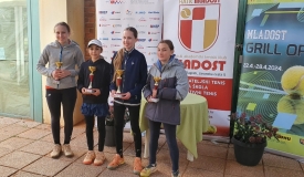 Na tradicionalnom tenis Memorijalnom turniru u Zagrebu do 12 godina Lucija Grbeš 3. pojedinačno i 2. u parovima