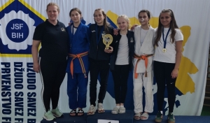 Judo klub "Jigoro" iz Jakšića osvojio 11 medalja na Međunarodnom judo turniru "Sana 2026" u Sanskom Mostu (BIH)