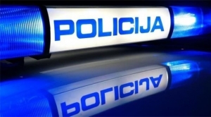 U centru Pleternice 38-godišnjak uz alkohol od 1,66 promila vikao pa "spremljen" kod policije