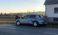 70-godišnjakinja propisno skretala u lijevo a na nju naletio 67-godišnji vozač koji je započeo preticanje